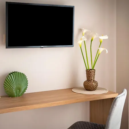 Salteria Iv Apartment *