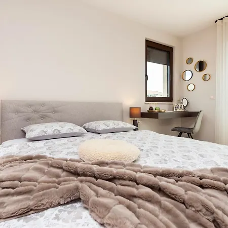 Salteria Iv Apartment